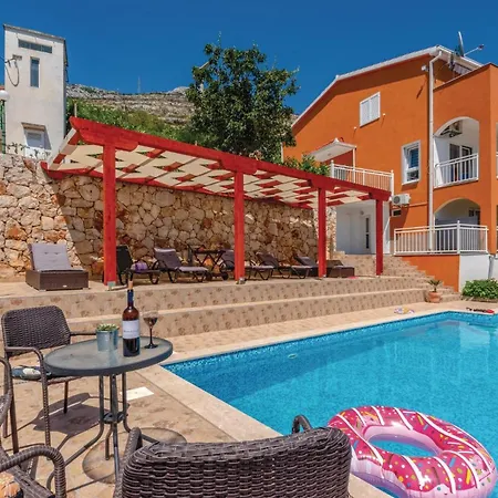 Awesome In Apartamento