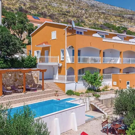 Apartment In With House Sea View Orebic